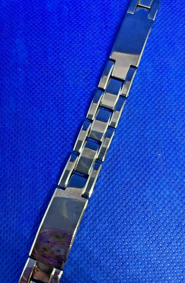 Pulsera Triton de carburo de tungsteno para hombre Foto 2 de 3