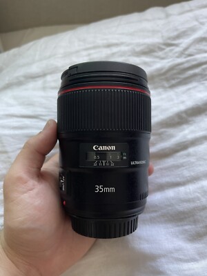 Canon EF 35mm f/1.4L II USM Lens *MINT CONDITION* Used once. TACK SHARP