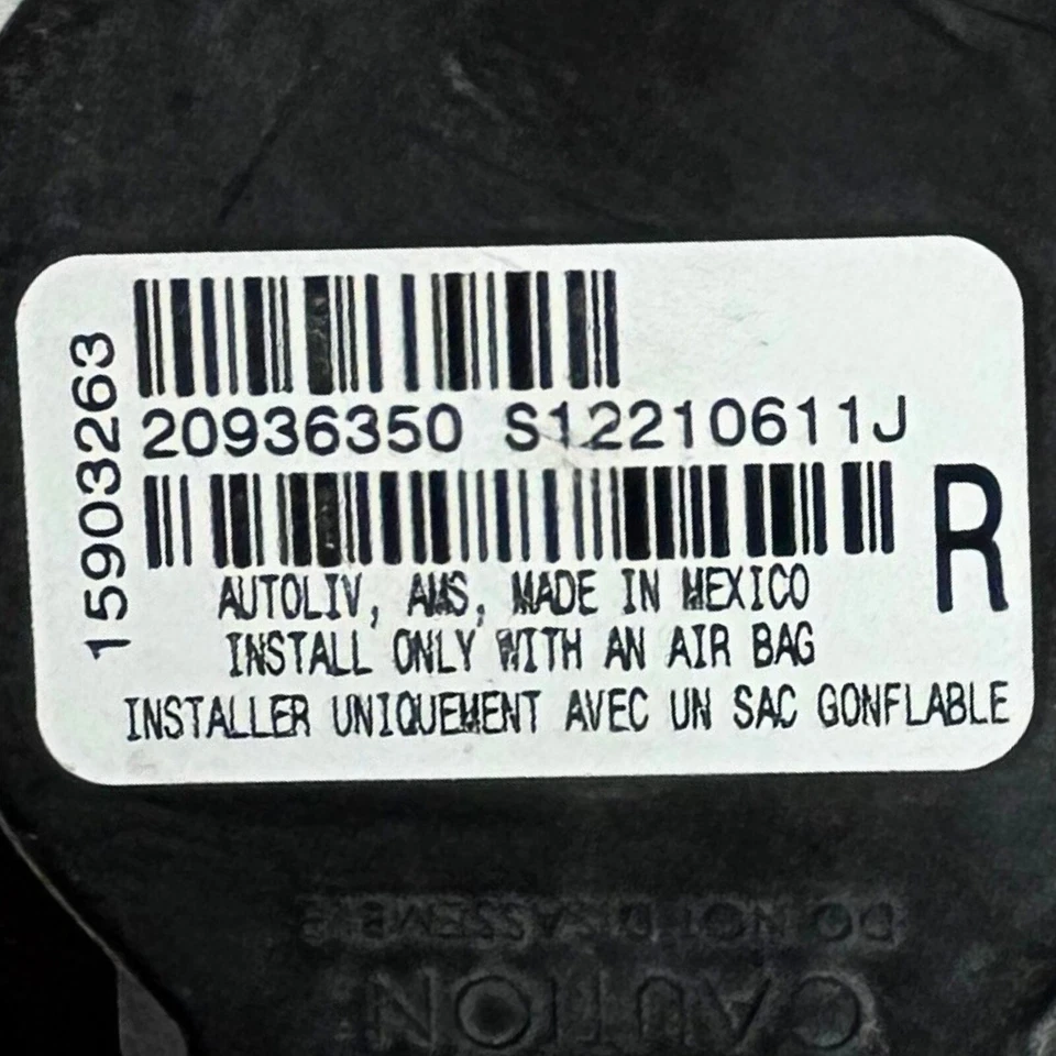 Chevrolet Equinox 2011 retractor de cinturón de seguridad delantero izquierdo con perno 15903263 Foto 4 de 4