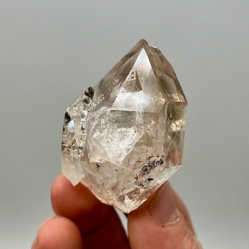 88.6 g Light Smoky Herkimer Diamond Gem with Rainbows, Excellent Clarity! - Picture 7 of 10