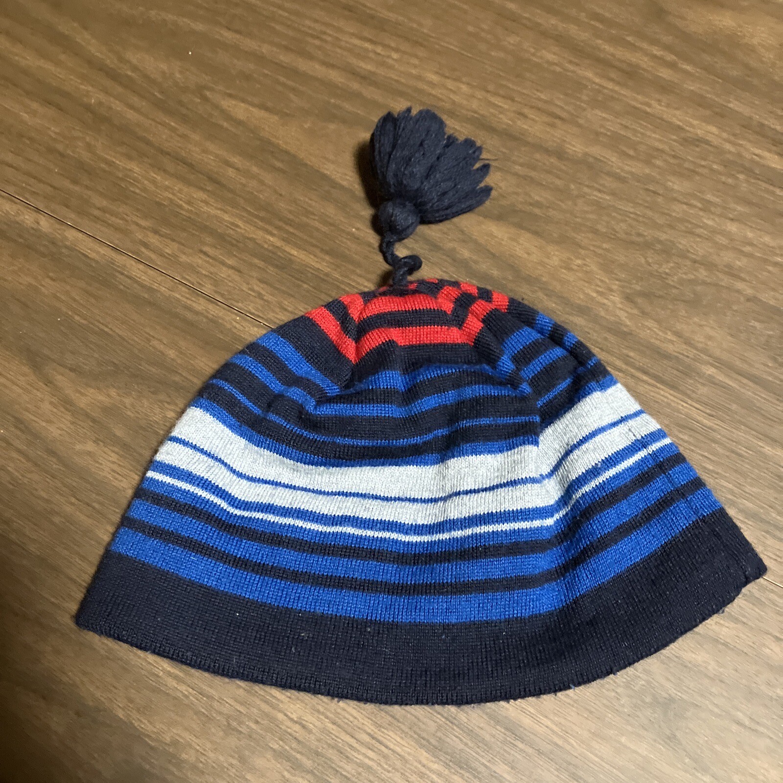 Smartwool Merino Wool Blend Euro Winter Ski Hat Tassel Red Blue Gray