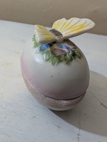 Vintage Biskuit Porzellan Ei Schmuckschatulle 3D Schmetterling und Blumen auf Deckel - Bild 2 von 18