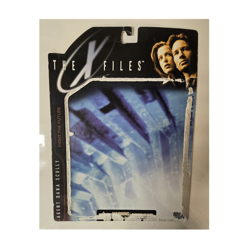 McFarlane Toys X-Files Dana Scully Figure 1998 Fight the Future w/ Accessory