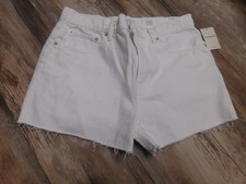 LUCKY BRAND IVORY RELAXED SHORT SIZE 10/30 NEW 59.50