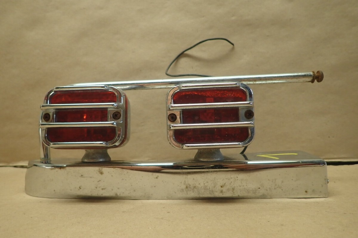 F 1984 HONDA GOLDWING GL1200 REAR LEFT LIGHT ASSY | eBay