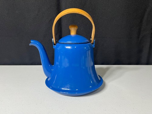 Vintage Enamelware Blue Tea Pot W/ Wood Handle & Knob Bell Shaped - Picture 3 of 6