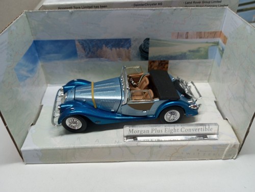 CARARAMA - MORGAN PLUS EIGHT CONVERTIBLE - TWO TONE BLUE - 1:43 SCALE MODEL - Picture 4 of 6
