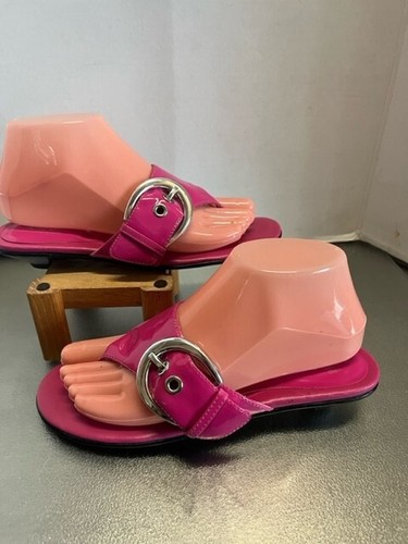 Sbicca Of California Silver Buckle Thong Sandals Hot Pink Slip On Size 7 Kitten - Picture 2 of 10