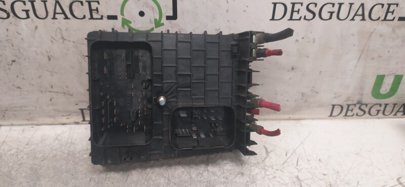 13158309 fuse box 176555 for VOLKSWAGEN GOLF V BERLINA (1K1