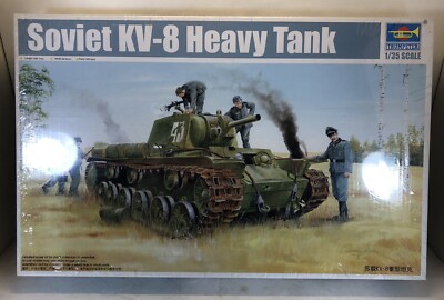 Trumpeter 01565 Soviet KV-8 Heavy Tank 1:35 Kit