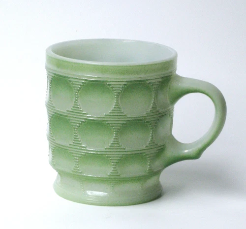 HTF FIRE-KING CAMELOT thumbprint GREEN OMBRE enamel MUG vintage Anchor Hocking