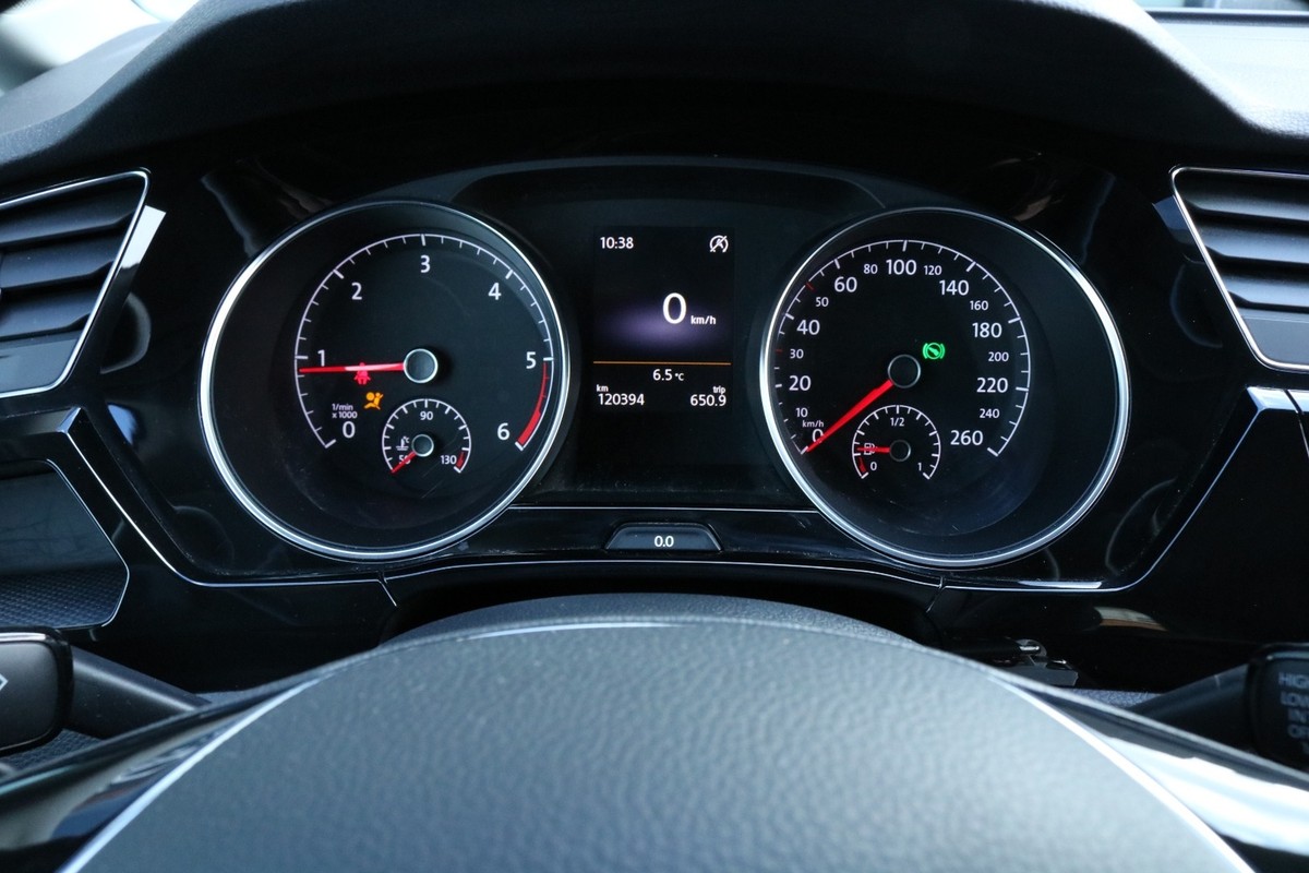 VW Touran 2,0 TDi 150 Highline DSG