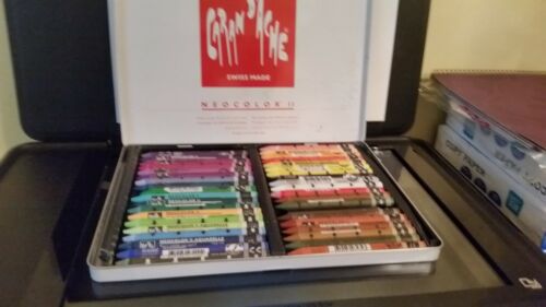Caran D'ache Neocolor II Watersoluble Wax Pastels, Set of 40, Mint in Box - Picture 2 of 4