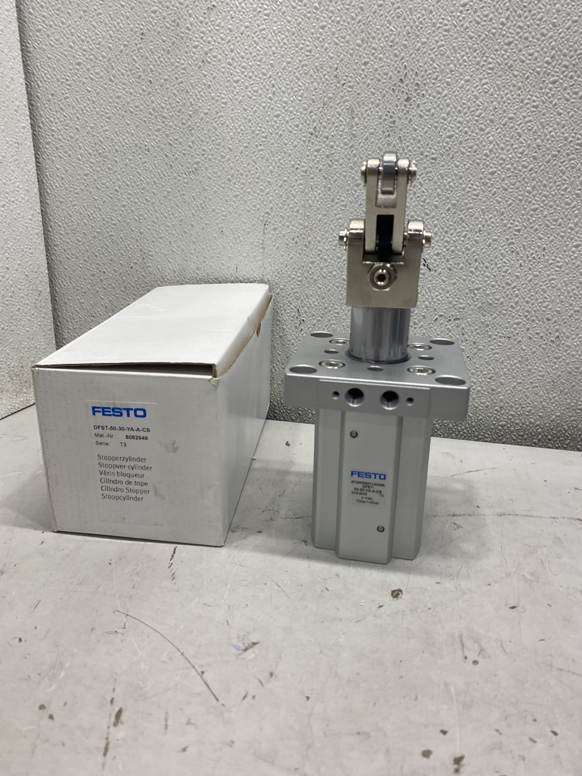FESTO DFST-50-30-YA-A-CS 8082949 T3 Stopper Cylinder