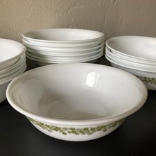 SET of 16, Old Corelle, Spring Blossom Crazy Daisy, Soup/Cereal Bowls