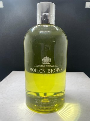 Molton Brown London Cardamom & Cedarwood Bath & Shower Gel 10 oz / 300 mL