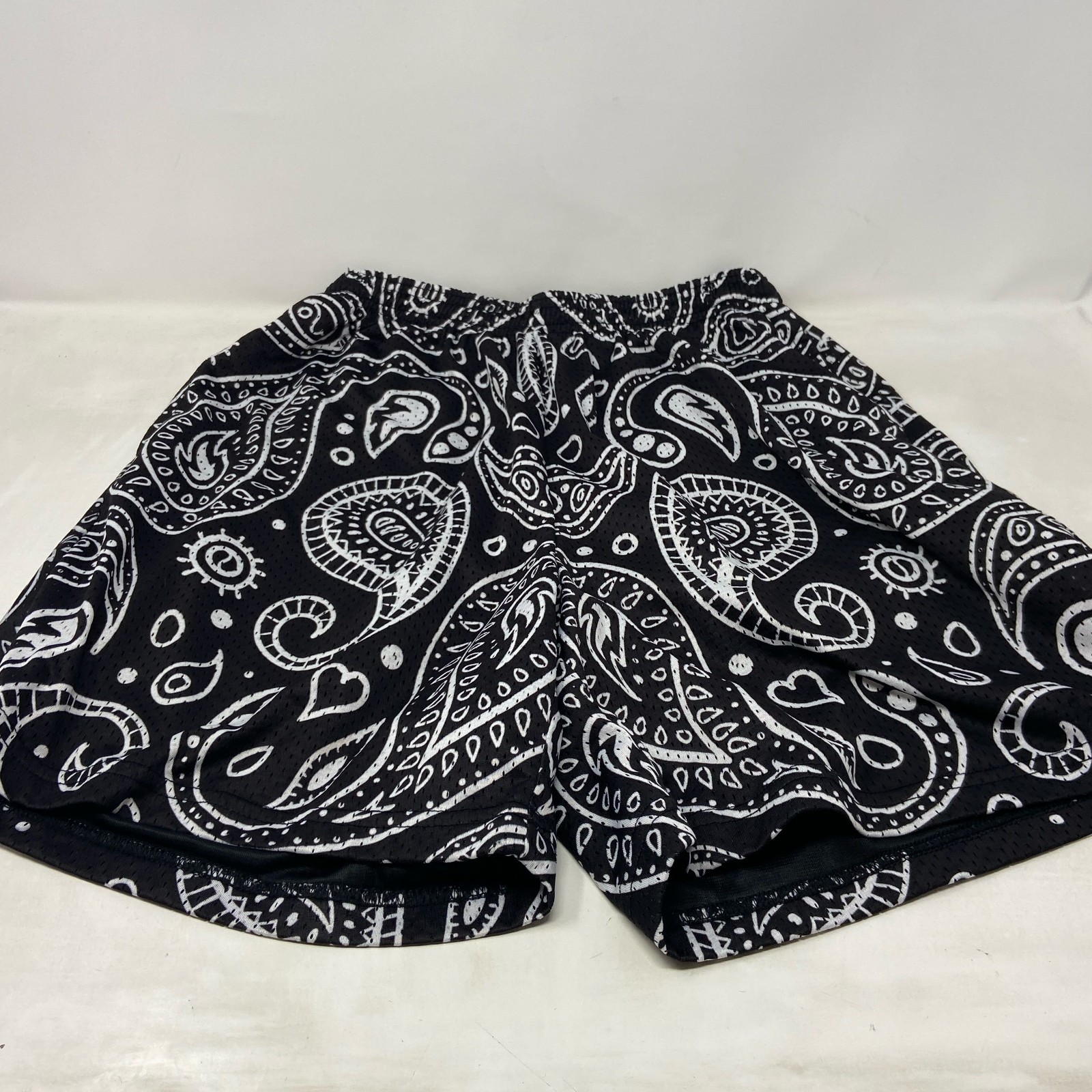 Lost Files black/white paisley mesh athletic shorts L