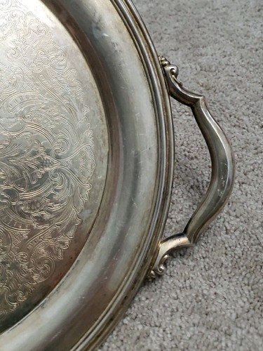 Vintage Oneida Silver Plated Round Serving Tray with Handles Tea Drinks Platter - Picture 4 of 9