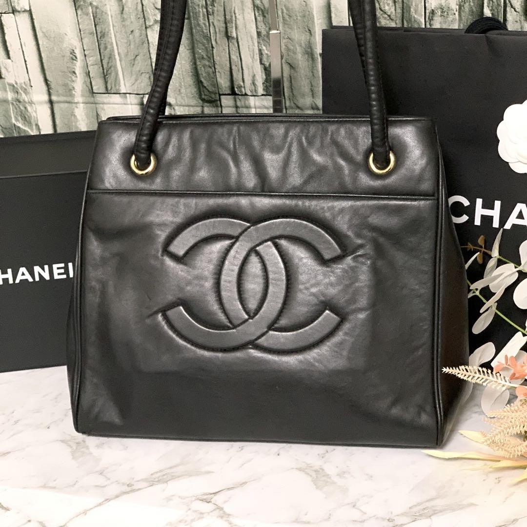 CHANEL Lambskin Tote Bag with Coco Mark in Black #PGF93E