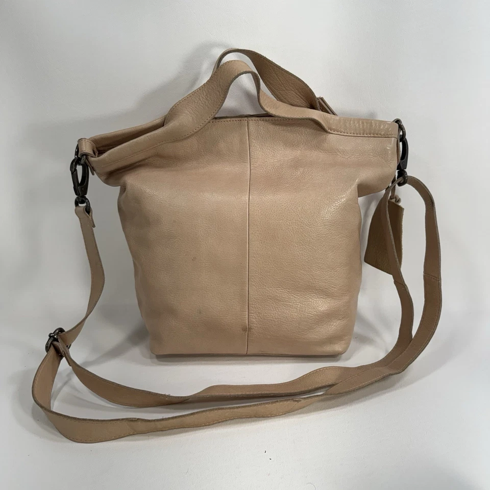 Bolso Bandolera Latico Bianca Beige Saddle Cuero Tostado Hecho en EE. UU. Foto 4 de 4