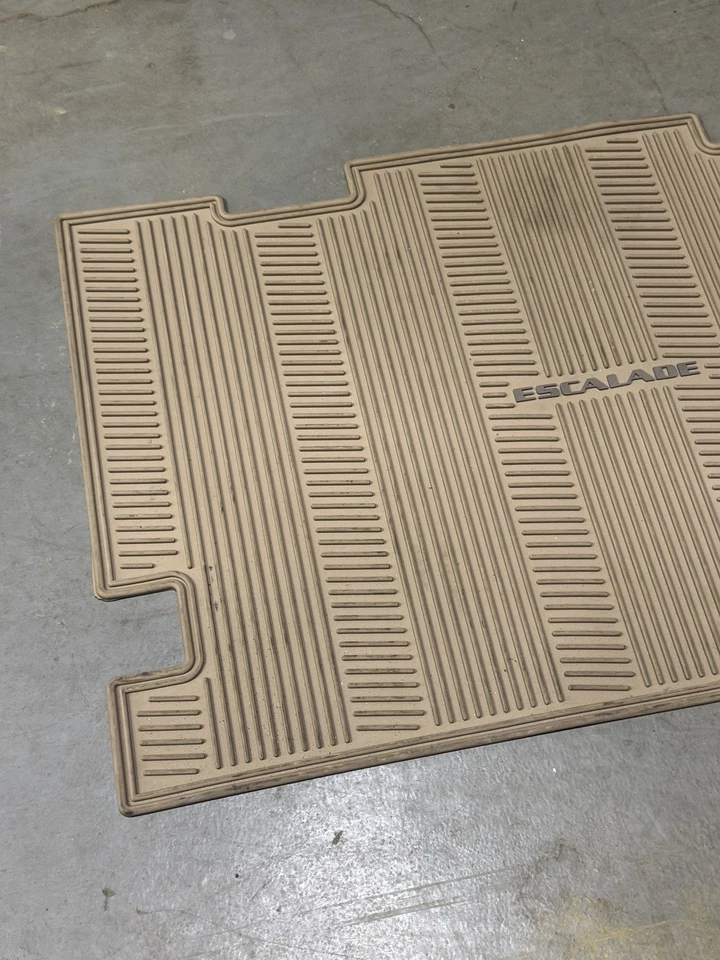 Cadillac Escalade 2007 ESV AWD грузовой коврик всепогодный кашемир Escalade логотип - Изображение 2 из 4