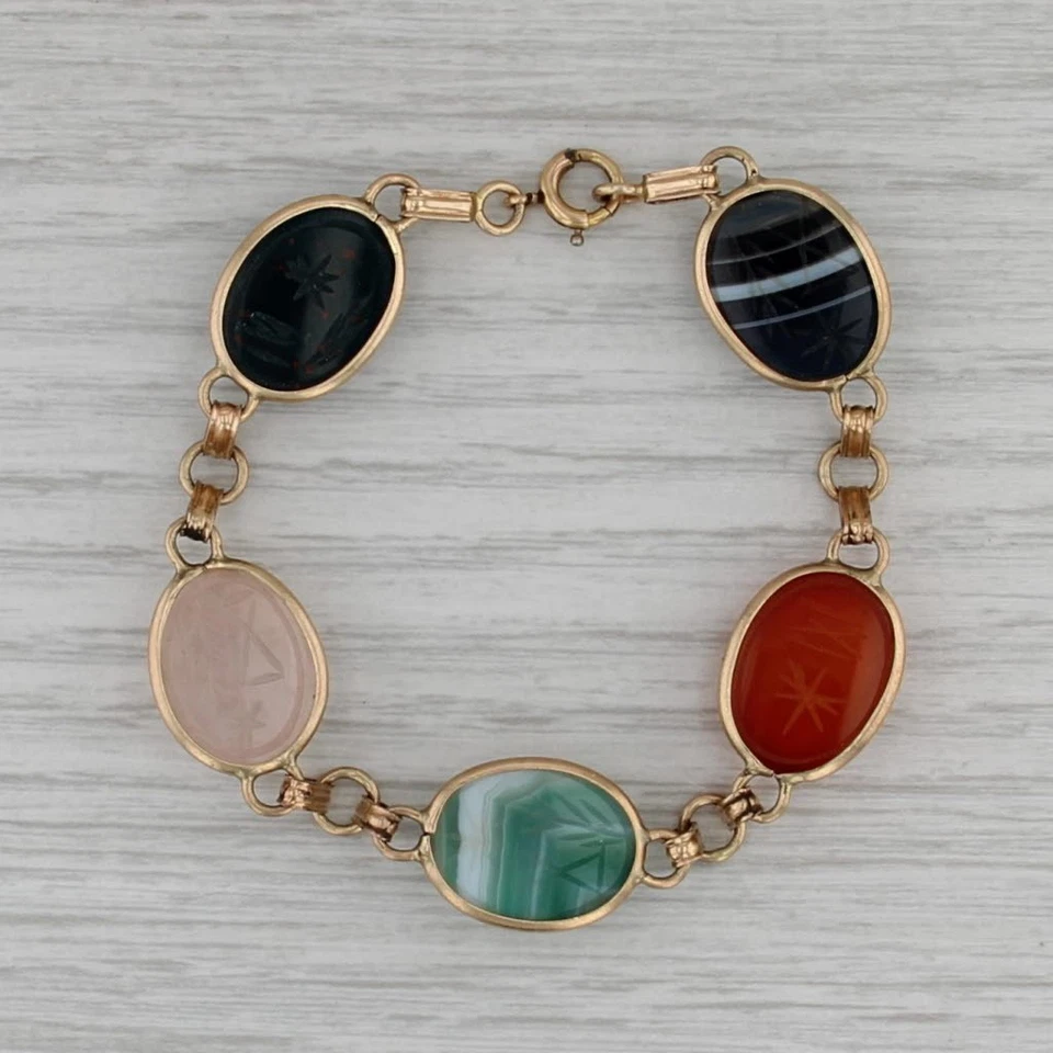 Brazalete de piedra de escarabajo tallada vintage relleno de oro de 14k ágata de piedra de sangre de 6,75" Foto 3 de 4