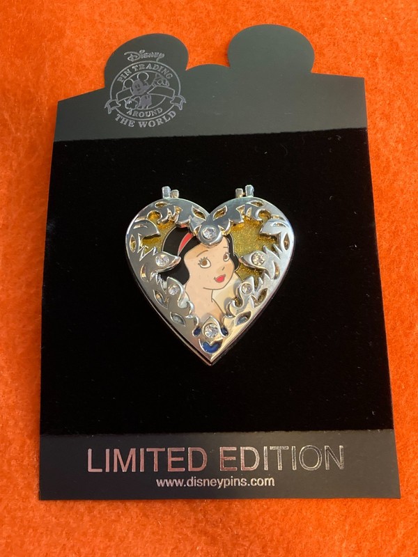 72230    Disneyshopping-Locket Series - Snow White