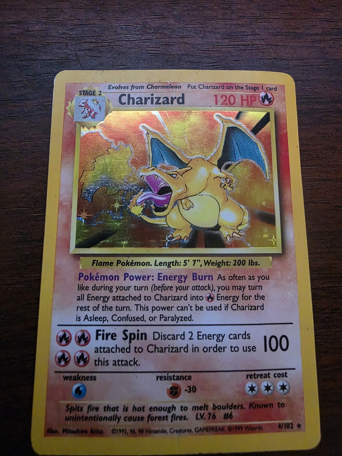 Pokémon TCG Charizard Base Set 4/102 Holo Rare