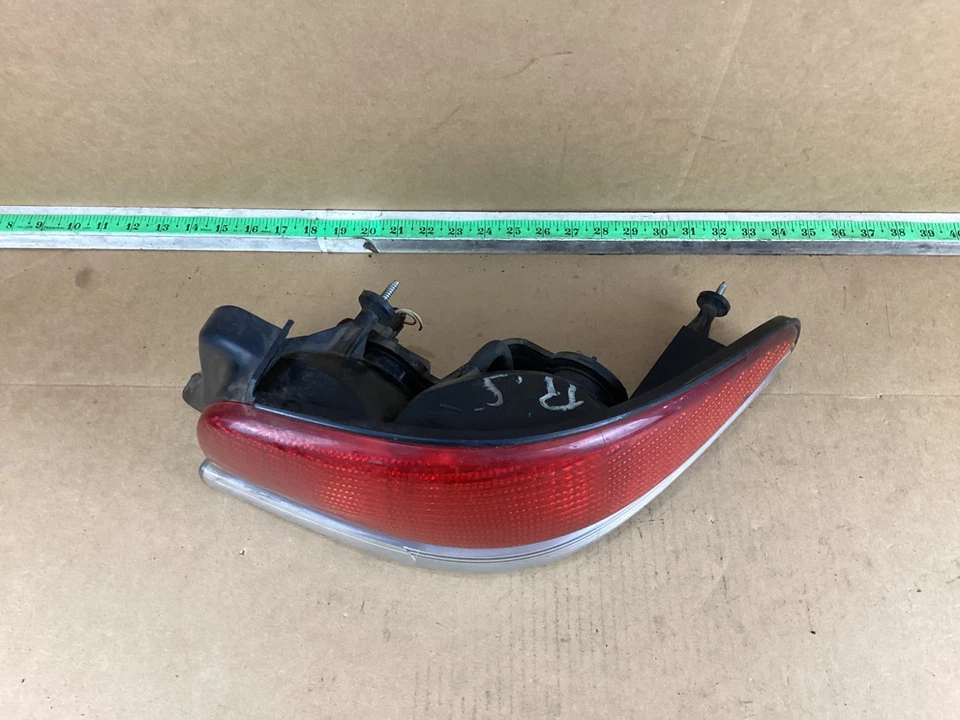 1995 - 2000 Chrysler Cirrus Rear Right Passenger Side Taillight Assembly - Image 2 of 4