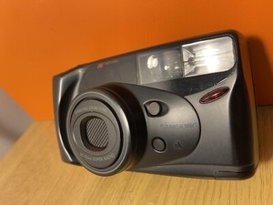 Samsung AF Zoom 777i 35mm Film Camera Point & Shoot Collectable Lomo Retro