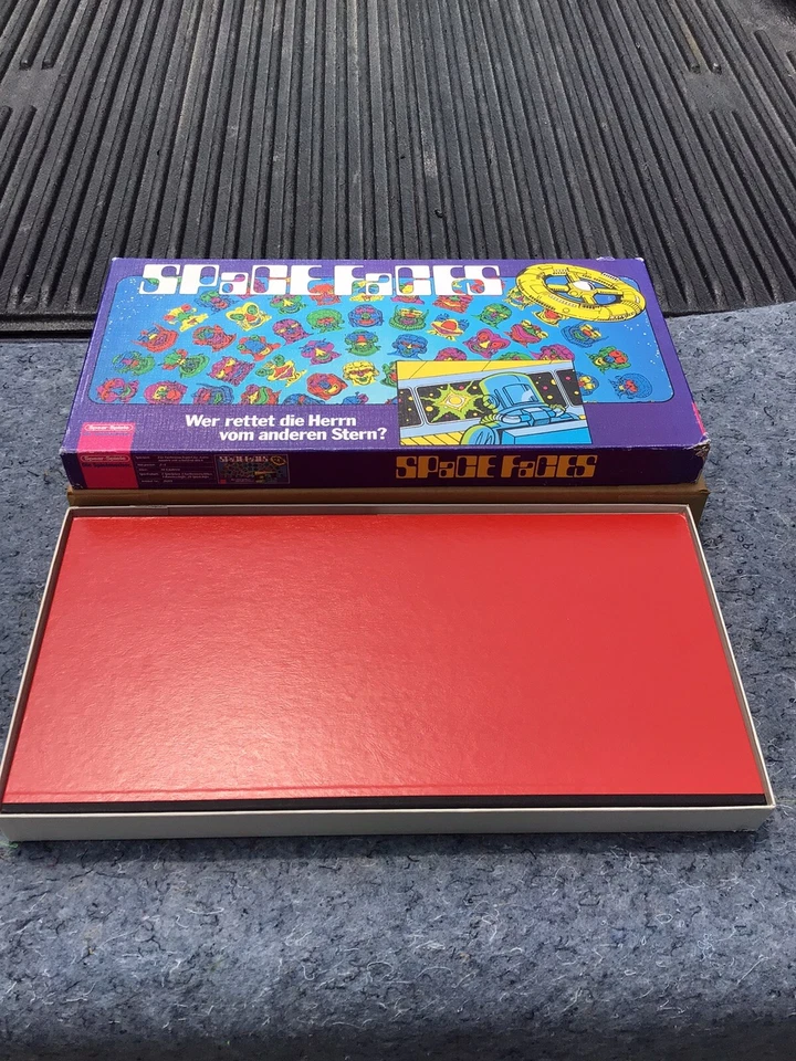 Vintage Early 1980’s Spear Games Space Faces Board game England *RARO* Foto 4 de 4
