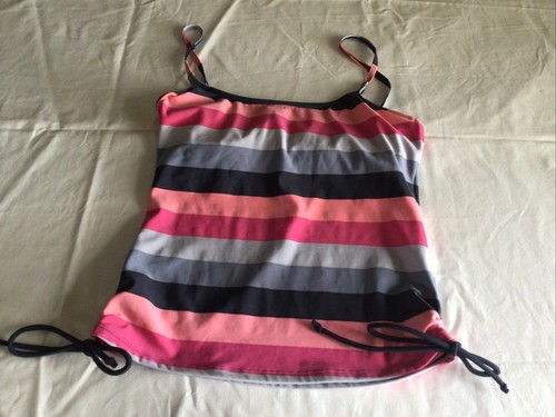Liz Claiborne Women Pink Swimsuit Top Size 6