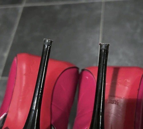 Escarpins Christianlouboutin Extreme Backstrap 38,5 le plus cher