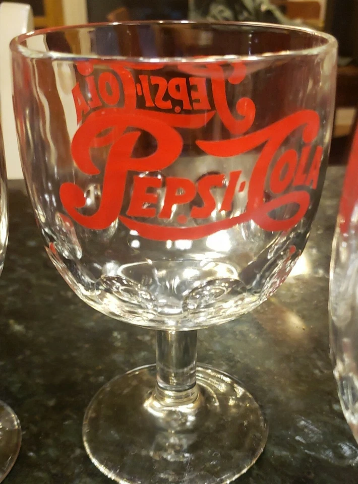 批量 4 件 玻璃 百事可乐 红色 Stemmed Mugs 高脚杯 THUMB PRINT 近乎完好 PEPSI — 第 4/4 张图片