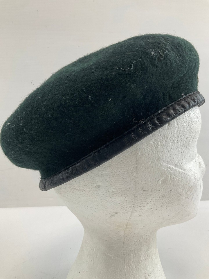 british-army-green-beret-with-rifles-regiment-badge-insignia-wool-size