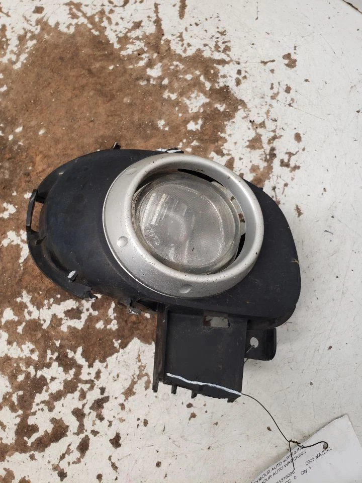 Luz de estacionamiento/esquina para pasajeros hatchback antiniebla compatible con 04-06 MAZDA 3 1428051 Foto 2 de 4