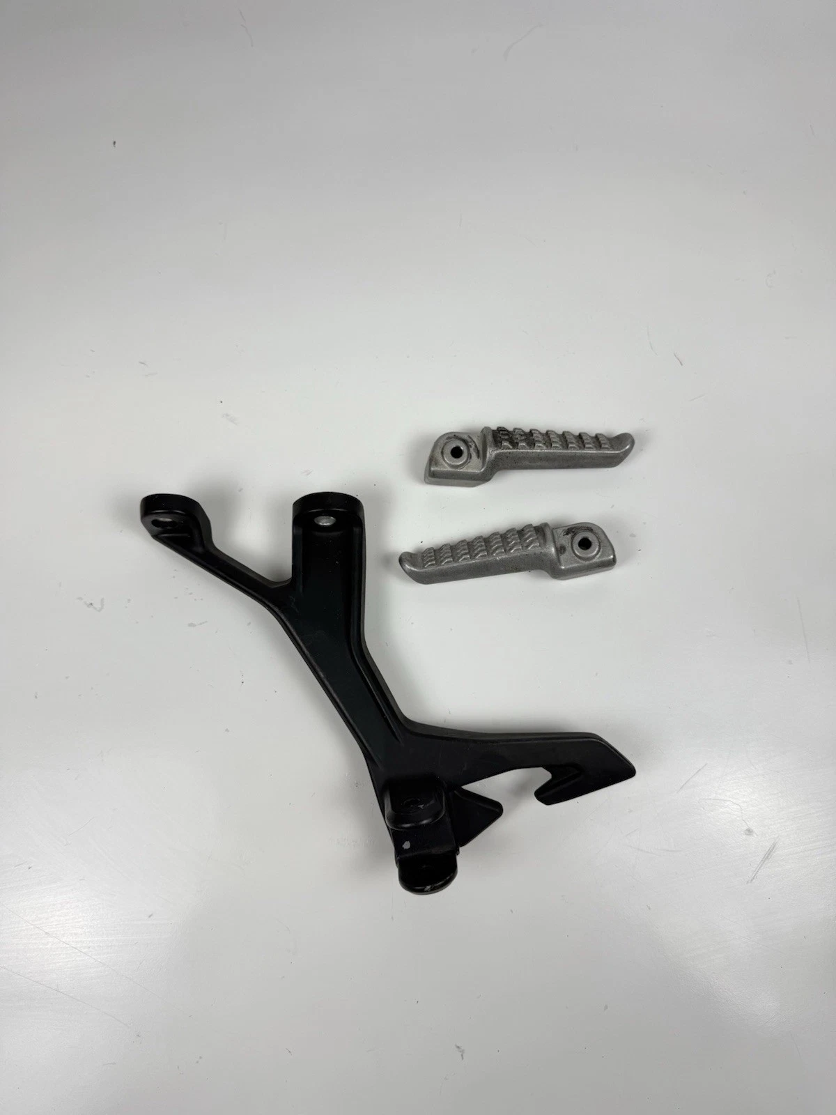 ✅ 2023 Kawasaki EX400 Ninja 400 Rear Passanger Foot Pegs Left OEM