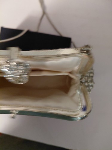 BRIDES!!!! VINTAGE RHINESTONE EVENING BAG Walborg Like Designer Hong Kong EUC - Picture 12 of 15