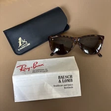 Vintage Ray-Ban Sunglasses by Bausch and Lomb W1556. RARE!! 🕶️ ☀️ 
