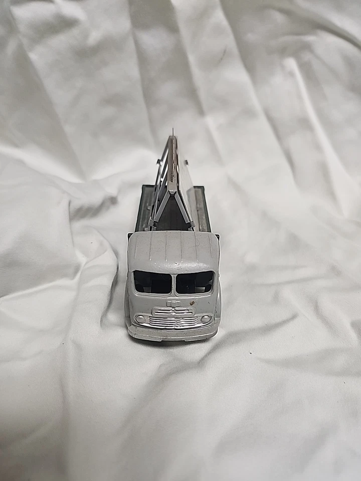 Vintage Dinky Toys France 33 Simca Cargo Mirror / Glass Truck Saint-Gobain - Image 3 of 4