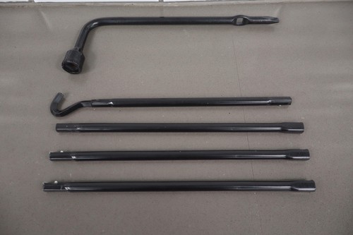 OEM 2009-2018 Dodge Ram 1500 Factory Jack with Spare Tool Equipment Set 52014430 - Picture 5 of 14