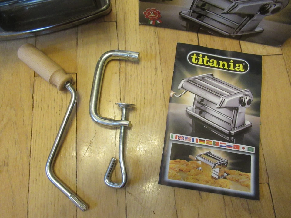 TITANIA Imperia Pasta Roller Italy Original Box & Instructions - Image 2 of 4
