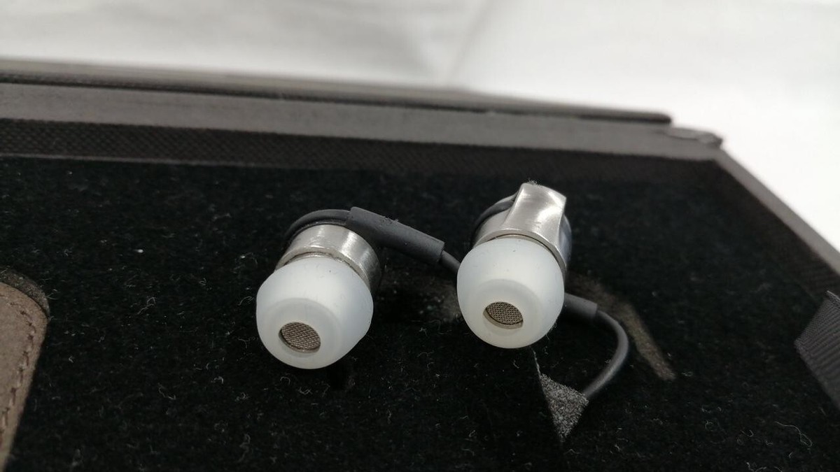 AKG K3003 Earphones With Original box, Instruction Manual