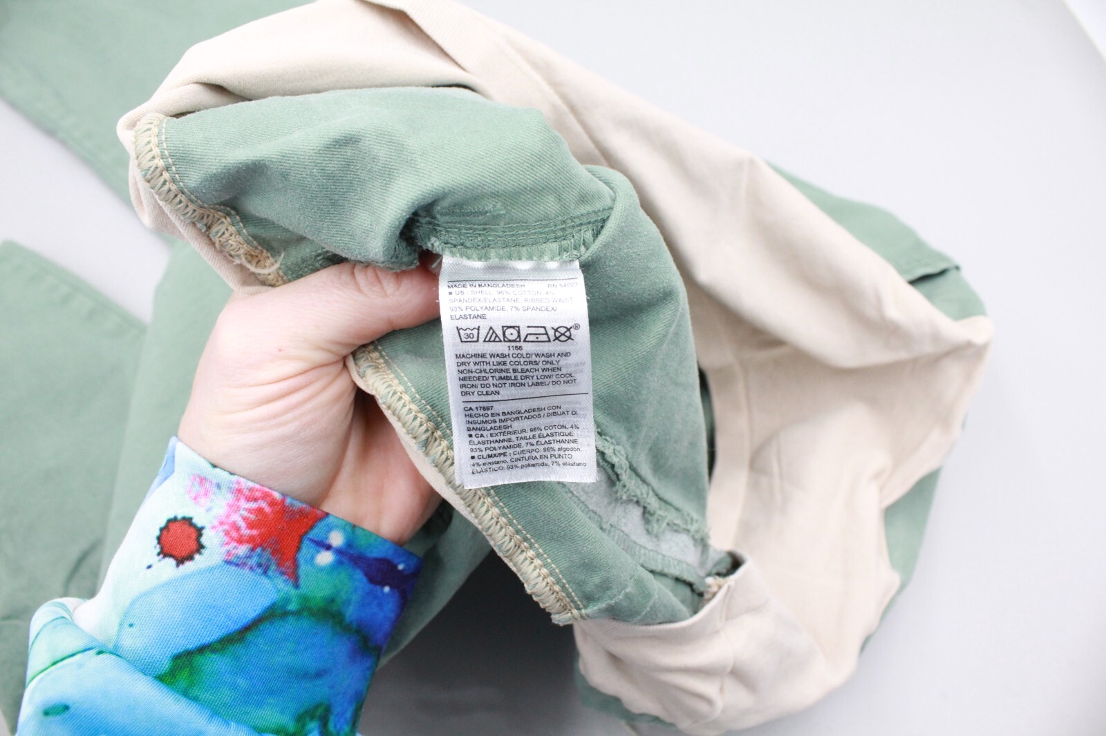 Old Navy Maternity Pixie Full Panel Cropped Pants… - image 8