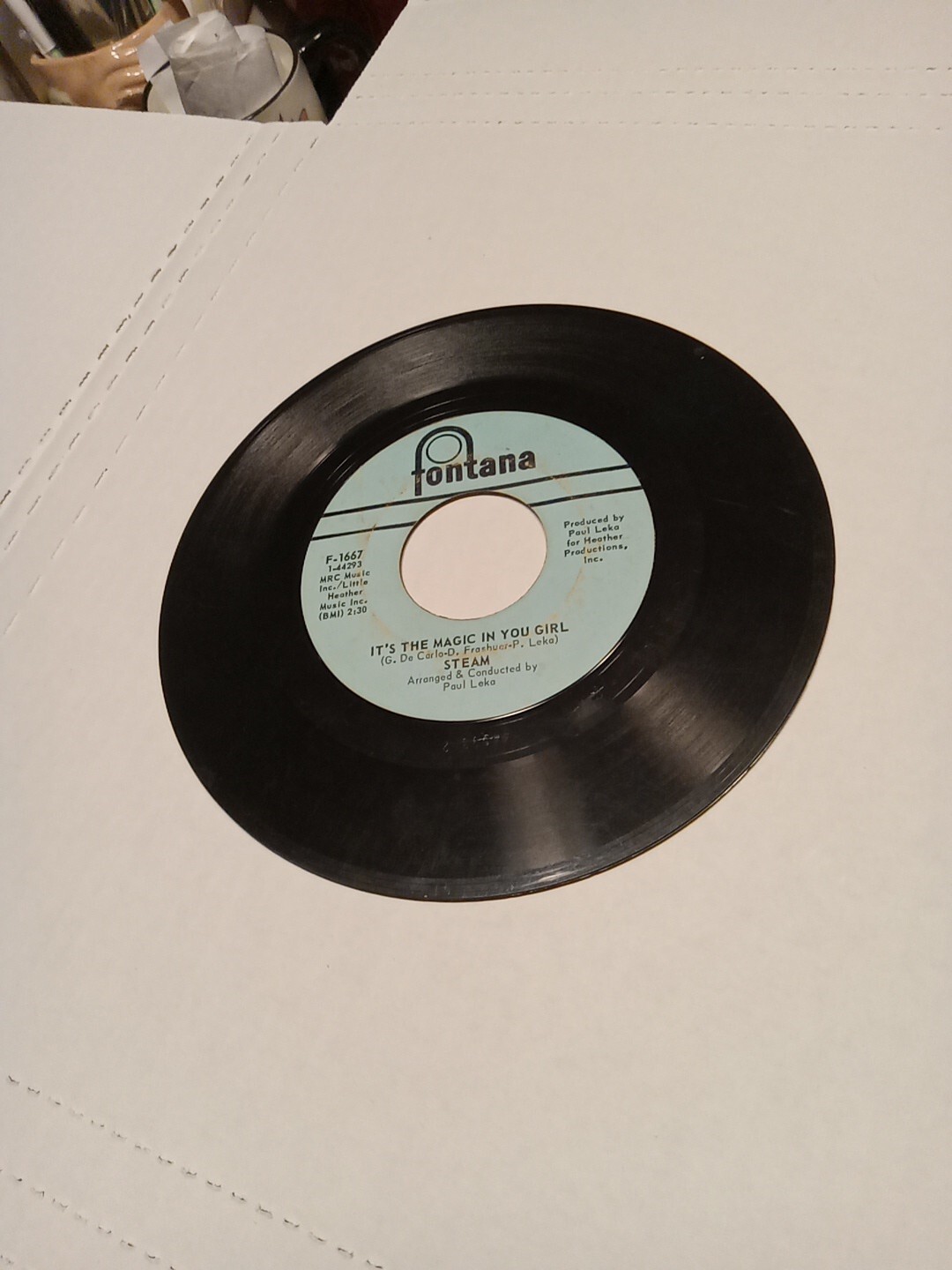 Steam - Na Na Hey Hey Kiss Him Goodbye/It's The Magic In You Girl 7