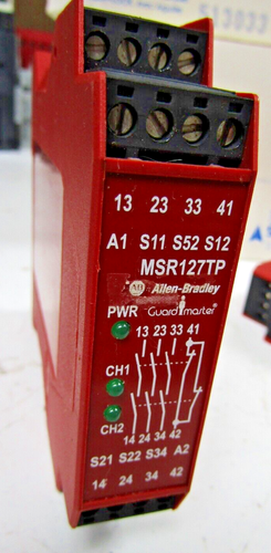 🔥 ALLEN BRADLEY GUARD MASTER SAFETY RELAY MSR127TP  440R-N23132 SERIES C - Picture 1 of 7