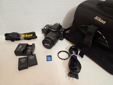 NIKON D40 Camera 6.1MP DSLR w/ Nikkor AF-S DX 18-55mm Lens Shutter C: 4708