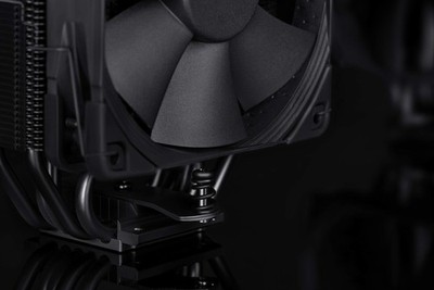 Noctua NH-U12S chromax.Black, 120mm Single-Tower CPU Cooler Black