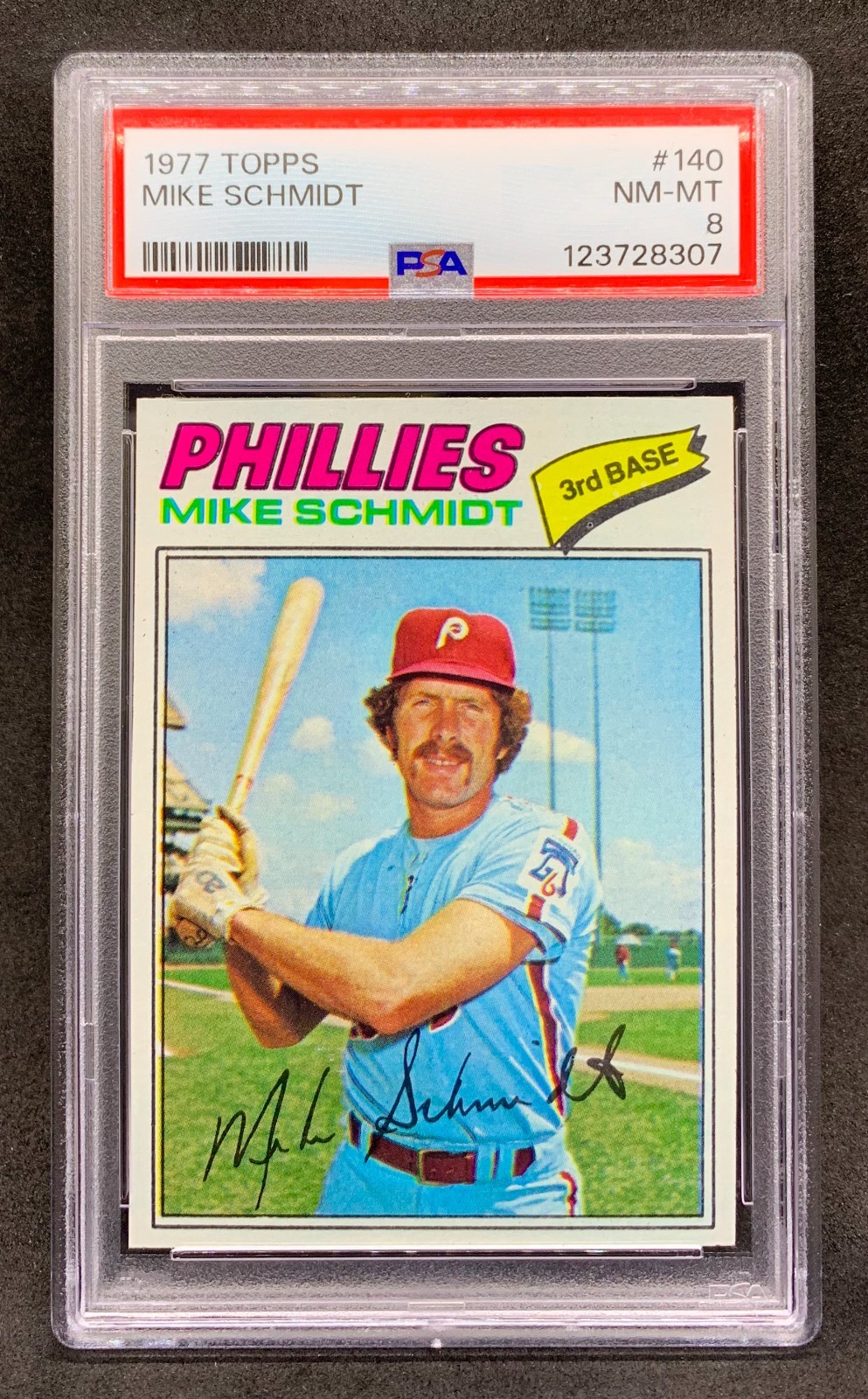 1977 Topps MIKE SCHMIDT Philadelphia Phillies HOF #140 NM Near Mint PSA 8