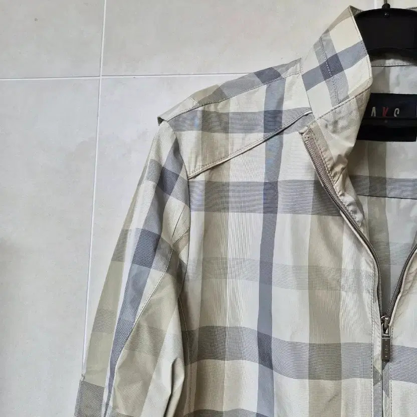 Daks Checked Pattern Windbreaker Jacket 100 - image 6